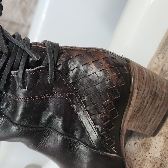 Freebird - Picture 8 of 8